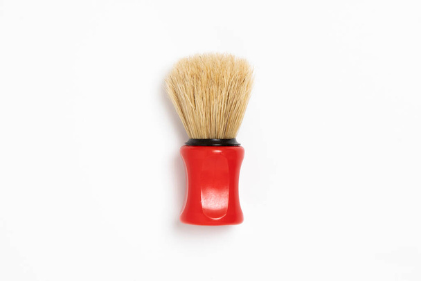 Escova de barbear clássico isolado em fundo branco.Foto de alta resolução. - Foto, Imagem