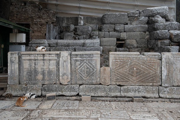 Efez, Selkuk Izmir, Turcja - Starożytne miasto Efes. Światowe Dziedzictwo UNESCO było starożytnym rzymskim budynkiem na wybrzeżu Ionii. Najczęściej odwiedzane starożytne miasto w Turcji - Zdjęcie, obraz