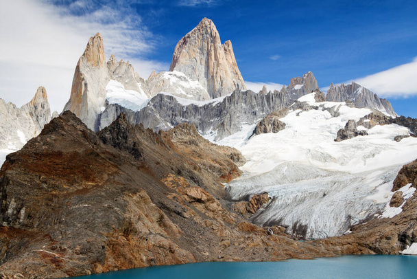 Fitz Roy csúcs, Los Glaciares Nemzeti Park, El Chalten, Patagónia, Argentína - Fotó, kép