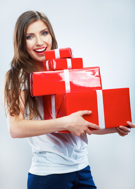 Woman hold gift box - Фото, зображення