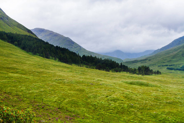 Glencoe o Glen Coe montagne e passare, panorama panoramico paesaggio in Lochaber, Scozia Higlands, Scozia. Gran Bretagna, Regno Unito. Glen Etive dove è stato girato il film di James Bond Skyfall. - Foto, immagini