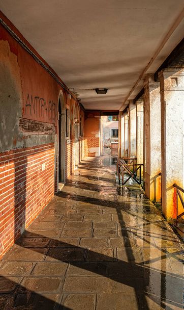 Památky, Doge palác, turisté a další dojmy z laguny města Benátky na podzim 2019 - Fotografie, Obrázek