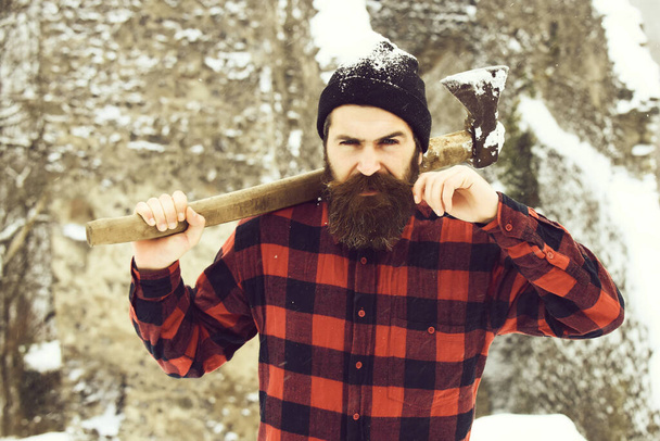 Handsome man or lumberjack - Valokuva, kuva