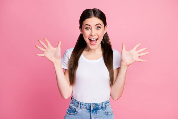 Close-up portrait of her she nice-looking attractive lovely winsome crazy girlish cheerful cheery girl having fun great news reaction isolated over pink pastel color background - Φωτογραφία, εικόνα
