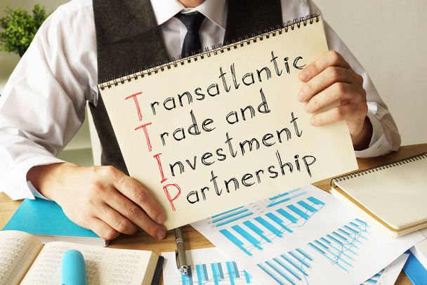 Asociación Transatlántica de Comercio e Inversión La ATCI se muestra en la foto conceptual del negocio
 - Foto, imagen