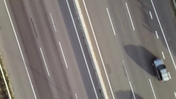 Τροχαία στη γέφυρα Κλόβερ. Μεταφορά φορτίου. Αεροφωτογραφία - Πλάνα, βίντεο