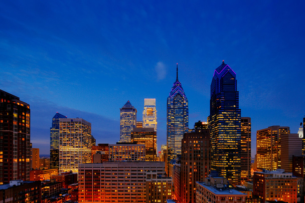 El horizonte de Filadelfia al atardecer
 - Foto, Imagen
