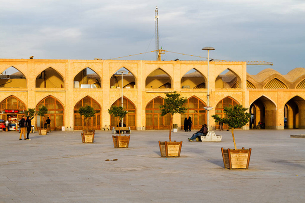souk,yellow,space,square,market,bazaar,persian,persia,urban,public,city,mosque,arch,arcade,architecture,asia,atiq,building,cityscape,complex,decoration,eastern,esfahan,house,imam ali,iran,isfahan,islam,iwan,kohneh,landmark,lawn,medieval,middle east,m - Photo, Image