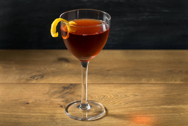 Homemade Classic Old Pal Cocktail with Whiskey and Vermouth - 写真・画像