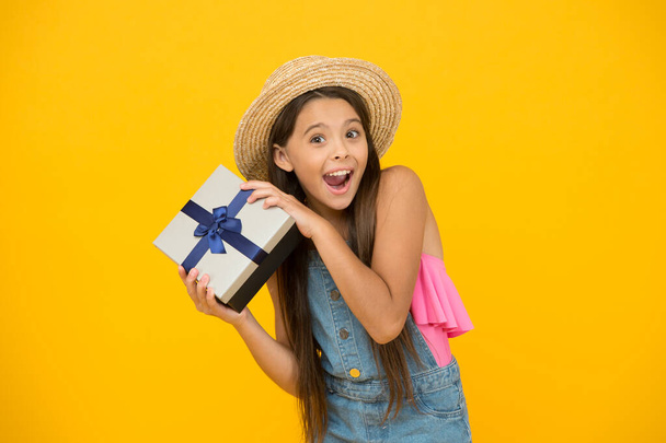 Its just my birthday. Birthday girl got present yellow background. Happy child celebrate birthday. Birthday anniversary. Holiday celebration. Gift shop. May all your wishes come true - Foto, imagen