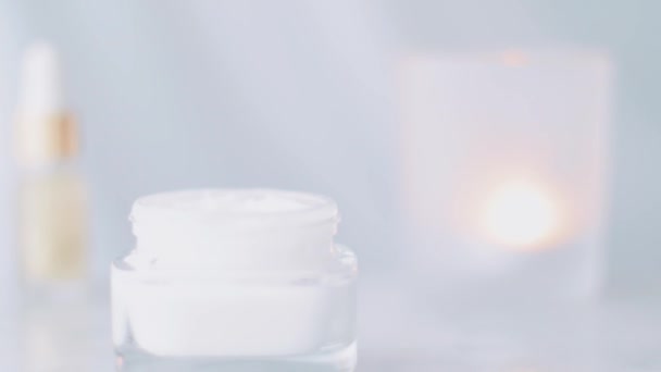Skincare termék spa, arc vagy kézkrém üveg az egészséges bőrápolási rutin, szerves kozmetikai és szépségápolási márka - Felvétel, videó