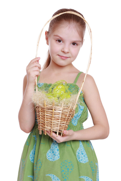 Girl keep a beautiful basket - Zdjęcie, obraz