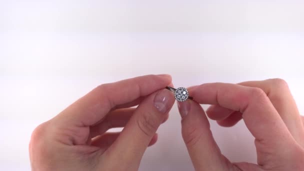 Mooie zwarte Rhodium gouden ring geplaveid met stenen - Video