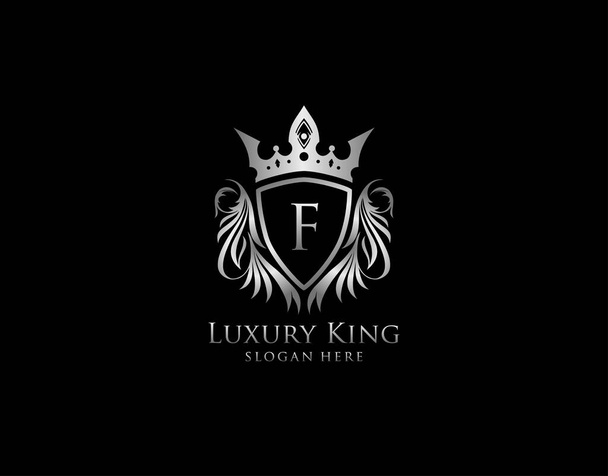 F Letter Luxury Royal King Crest, Silver Shield λογότυπο πρότυπο - Διάνυσμα, εικόνα