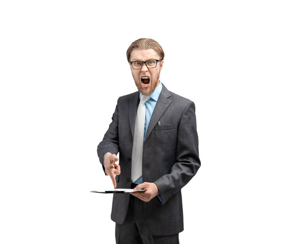 portret agressieve chef, baas of zakenman vloeken en schreeuwen (schreeuwen), op witte achtergrond, geïsoleerd - Foto, afbeelding