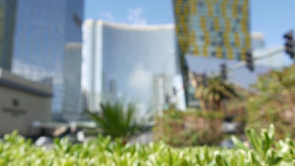 Desenfocado Las Vegas futurista CityCenter casino complejo en el centro de la ciudad. Modernos hoteles de lujo sin incorporar skyline urbano, Harmon ave, EE.UU. Rascacielos de gran altura premium metrópolis contemporánea. - Foto, imagen