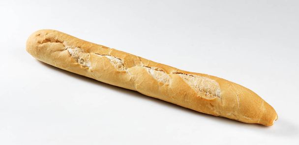 pão sobre um fundo branco - Foto, Imagem