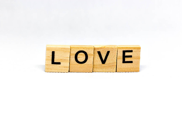 Aşk, beyaz arkaplanı olan mektuplar - Fotoğraf, Görsel
