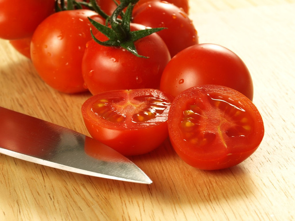 Ripe tomatoes - Valokuva, kuva
