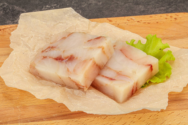 Сире дієтичне рибне філе для приготування їжі
 - Фото, зображення