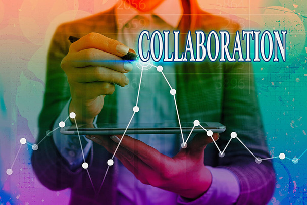 Writing note showing Collaboration. Business photo showcasing process of two or more showing working together to achieve a goal Arrow symbol going upward showing significant achievement. - Photo, Image