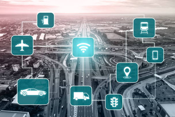 Concepto de tecnología de transporte inteligente para el tráfico futuro de automóviles por carretera. Sistema inteligente virtual hace análisis de información digital para conectar los datos del vehículo en la calle de la ciudad. Innovación futurista . - Foto, Imagen