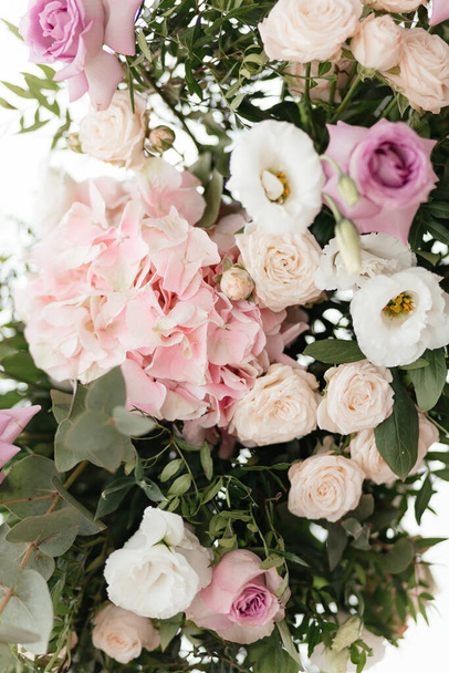 Fermez les fleurs. Décoration de mariage. Fond floral. Fleurs fond - Photo, image