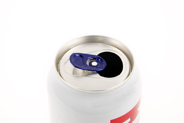 Latas de aluminio abierto de cerveza
 - Foto, imagen