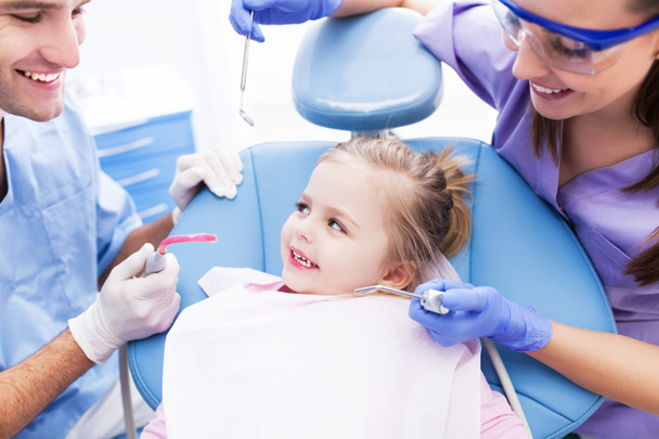 歯医者の女の子 - 写真・画像
