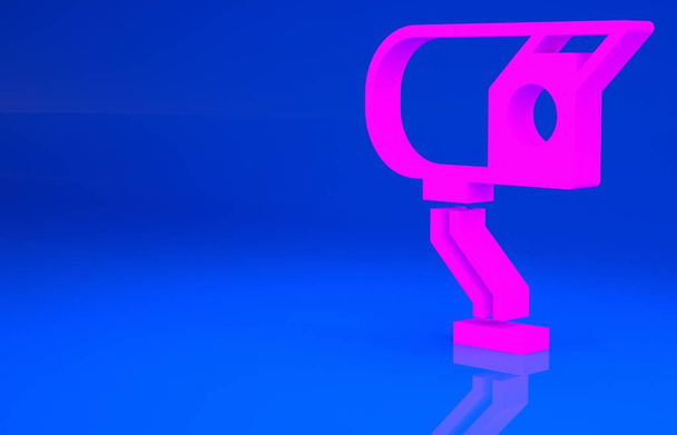 Icona telecamera di sicurezza rosa isolata su sfondo blu. Concetto minimalista. Illustrazione 3d. Rendering 3D - Foto, immagini