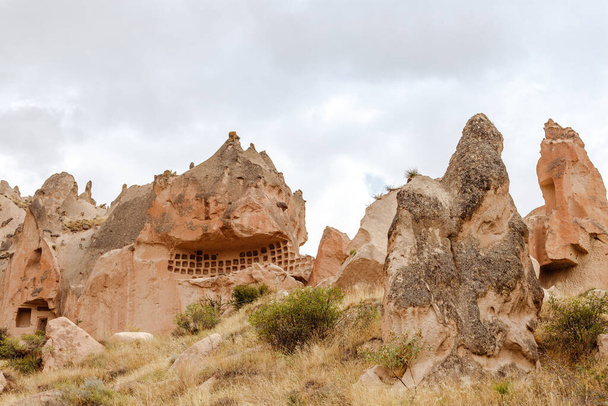 Goreme, Cappadocia, Turkey  23 August 2019: Rock monastery in Zelve. Zelve open air museum. Cappadocia Earth Pyramids. Tourism concept - Foto, imagen