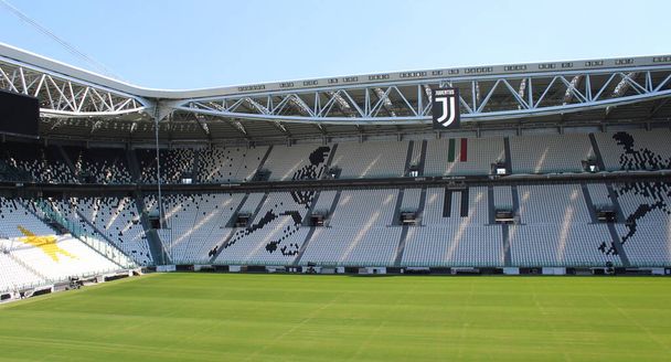 Juventus Stadium pusty - początek lub koniec gry (Coronavirus) - Zdjęcie, obraz