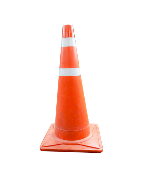 Pomarańczowy stożek drogowy dla bezpieczeństwa i ostrzeżenia na białym tle ze ścieżką wycinania. - Zdjęcie, obraz