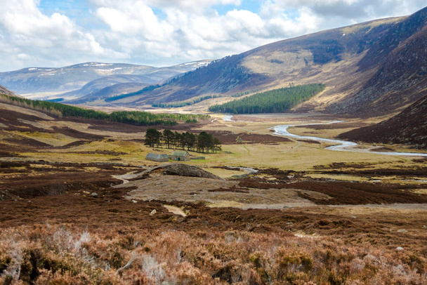 Εθνικό Πάρκο Cairngorms. Glen Mark στο Angus, Σκωτία, Ηνωμένο Βασίλειο.  - Φωτογραφία, εικόνα