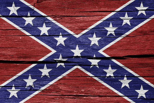 Konföderierten-Flagge auf altem Holz Hintergrund - Foto, Bild