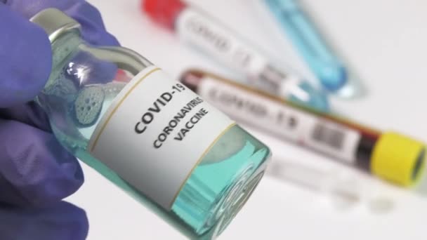 Coronavirus Vaccine and syringe injection It use for prevention immunization and treatment from Coronavirus - Video, Çekim