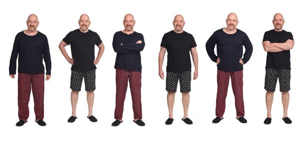 パジャマ・ショートパンツとパジャマ・ロングパンツの同じ男の見方 - 写真・画像