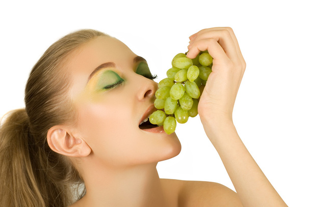 Girl with grapes - Photo, Image