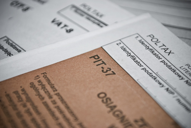 Formulaires d'impôt vierges
 - Photo, image