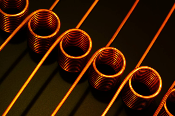 Bobinas de tubo de cobre serpentina para muchas industrias
 - Foto, Imagen