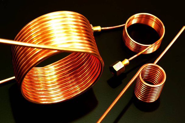 Serpentine bobines de tube de cuivre pour de nombreuses industries - Photo, image