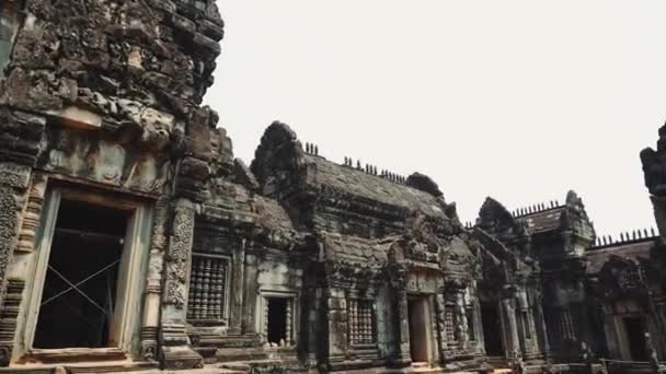 Siem Reap, Kambodza. Angkor Wat temppelin rauniot. - Materiaali, video
