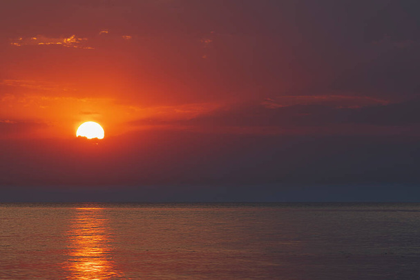 Krásný západ slunce nad Kaspickým mořem - Fotografie, Obrázek