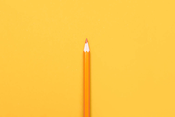 Ordinary pencil on color background - Zdjęcie, obraz