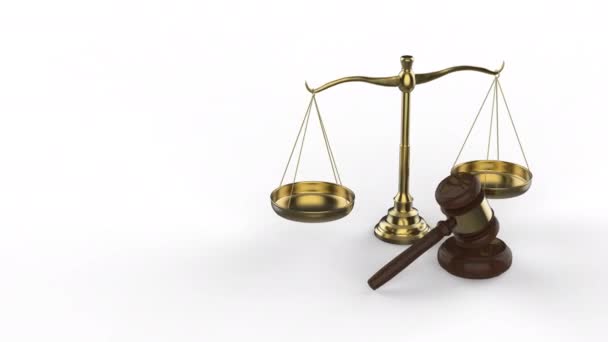3D vykreslování právní stupnice a kladívko soudce na bílém pozadí 4k záběry - Záběry, video