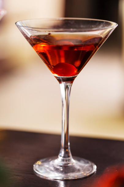 Cocktail in the bar - Fotoğraf, Görsel