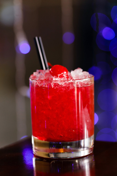 Cocktail in the bar - Fotoğraf, Görsel