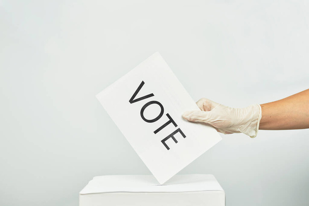 Elecciones durante el COVID-19. Coronavirus y elecciones o referendos
 - Foto, Imagen