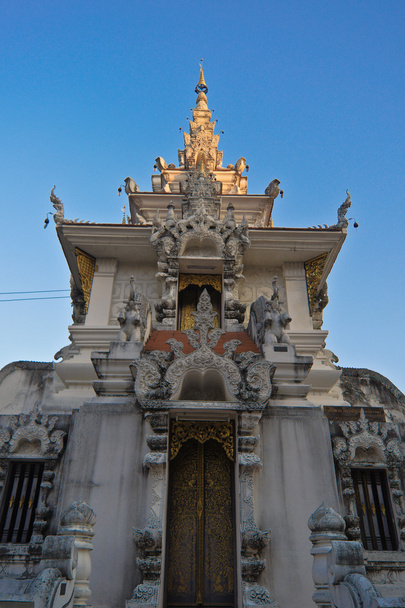 sculptuur, monumenten, tempels in thailand. - Foto, afbeelding