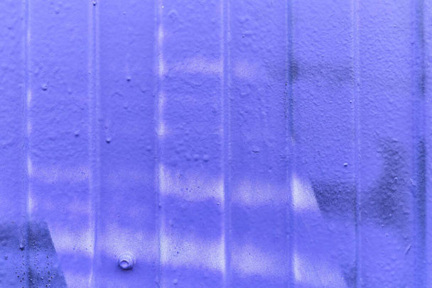 Fond de revêtement métallique peint en violet - Photo, image